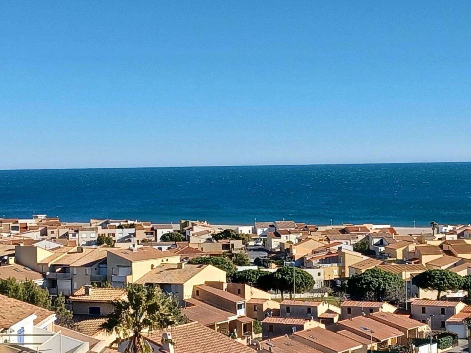 Duplex Pleine Vue Piscine Parking Fibre Wifi Et Centre A Pied St Pierre La Fleury (Aude)